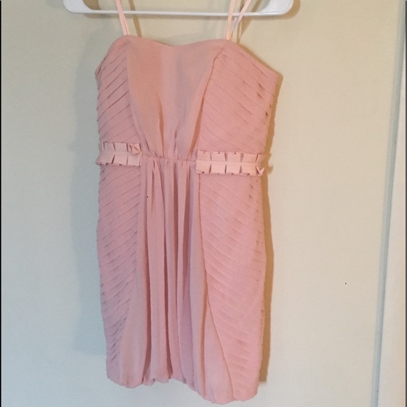 Light pink BCBG strapless mini - size 2 - Picture 4 of 8